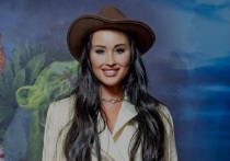 28-летняя художественная гимнастка Анастасия Татарева поделилась фотографиями со своим любимцем. Олимпийская чемпионка снова неразлучна со своей собакой.