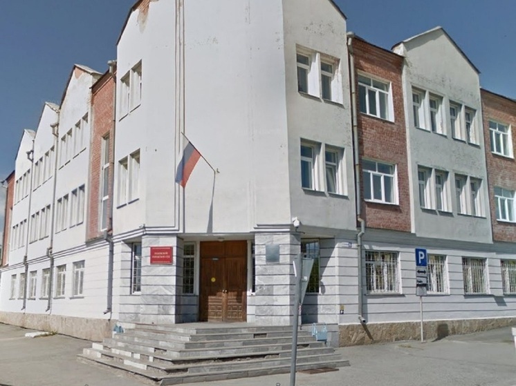 Суд признал незаконным лишение мандата режевского депутата Александра Алферьева