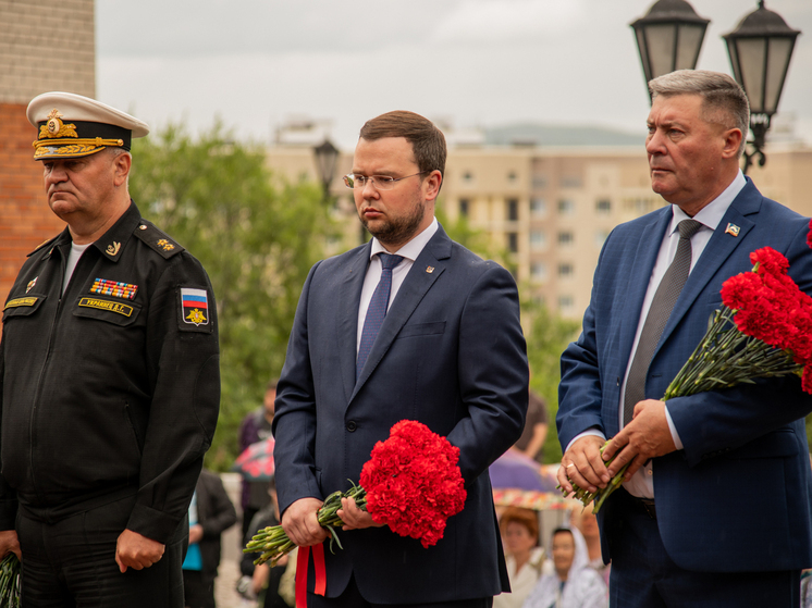Иван Лебедев: каждый из 118 моряков-подводников АПРК «Курск» заслужил геройские почести