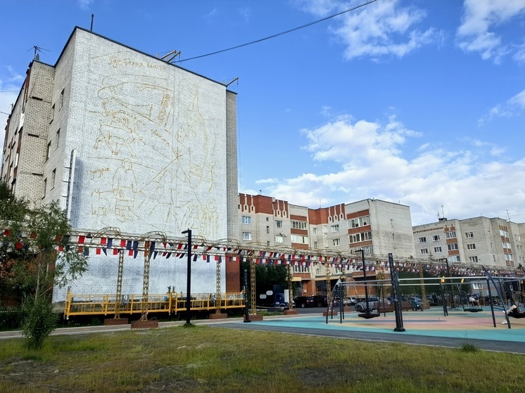 Новый мурал на тему родного Ямала начали рисовать в Лабытнанги