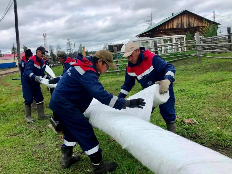 В пострадавших от паводка районах Якутии досрочно запустят котельные
