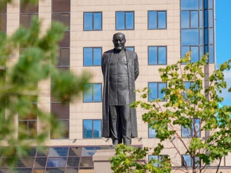 По всему Казахстану проходят мероприятия, связанные с празднованием 180-летия великого Абая