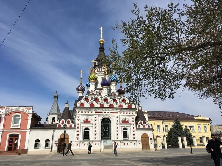 Сегодня саратовцев ждет дождь и прохладная погода