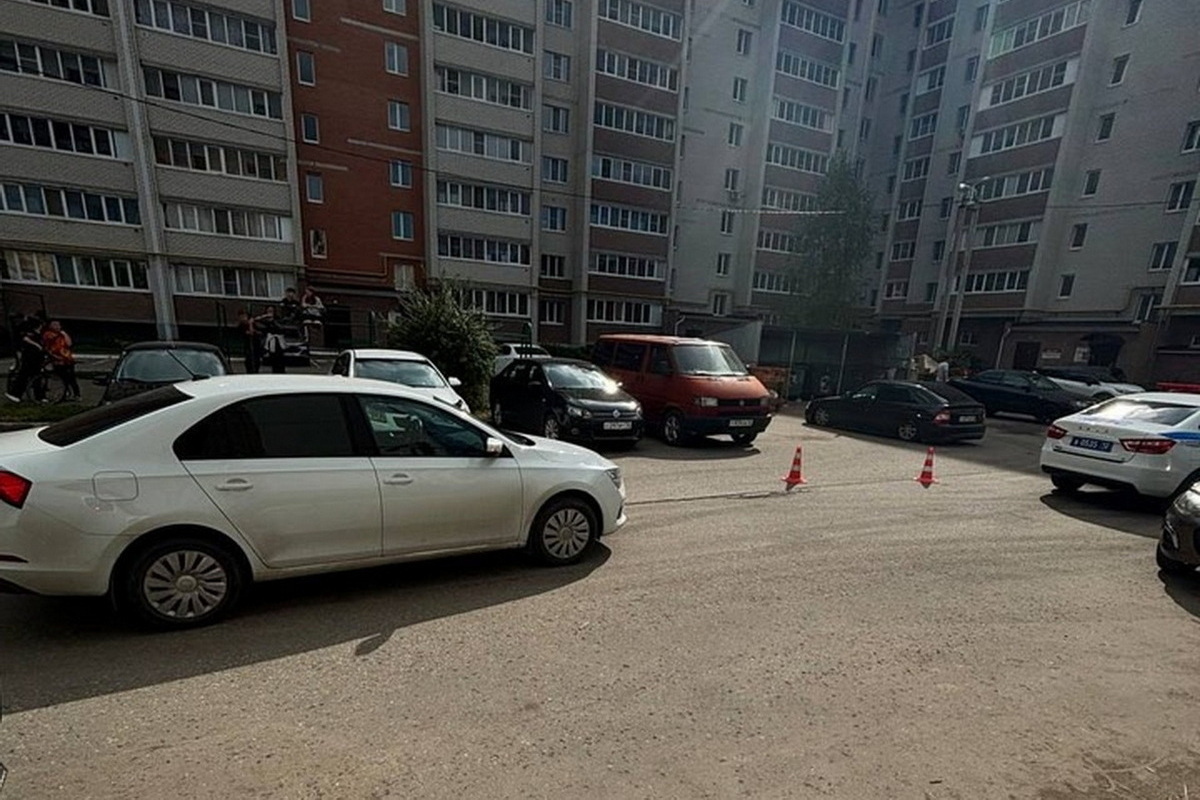 В Йошкар-Оле 70-летний водитель Renault совершил наезд на 9-летнего велосипедиста