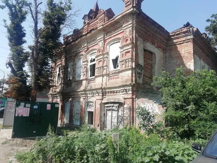 В Саратове бизнес сможет арендовать памятники за 1 рубль, если восстановит их за свой счет