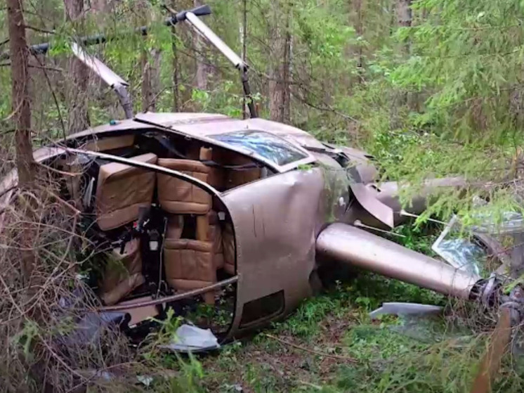 Владелец рухнувшего вертолета предлагает купить его за 1 млн рублей