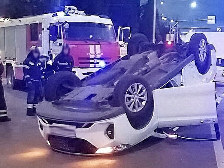 15-летний пассажир получил травмы в аварии на улице Лизюкова в Воронеже
