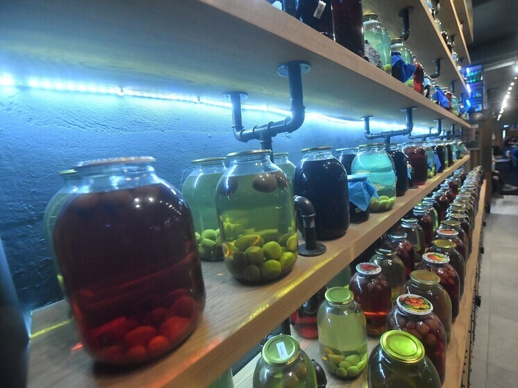 Эксперт Чаплин: простоявшая больше года закрутка может стать рассадником опасных бактерий