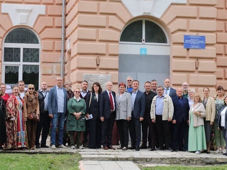 В Пачелмском районе открыли мемориальную доску герою Сопротивления