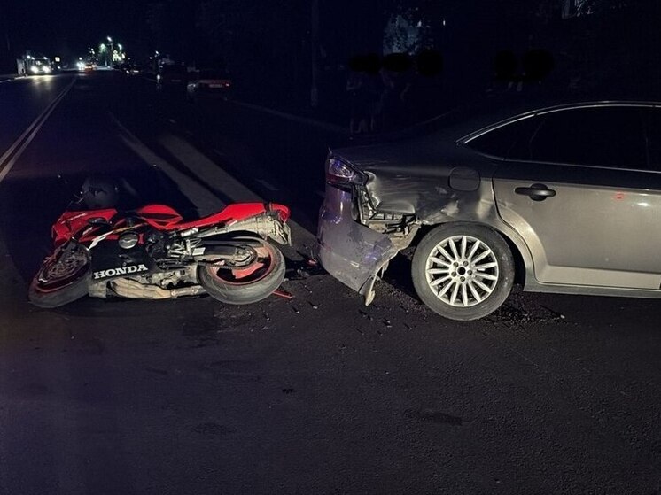 В Ельце мотоциклист получил травмы в дорожной аварии