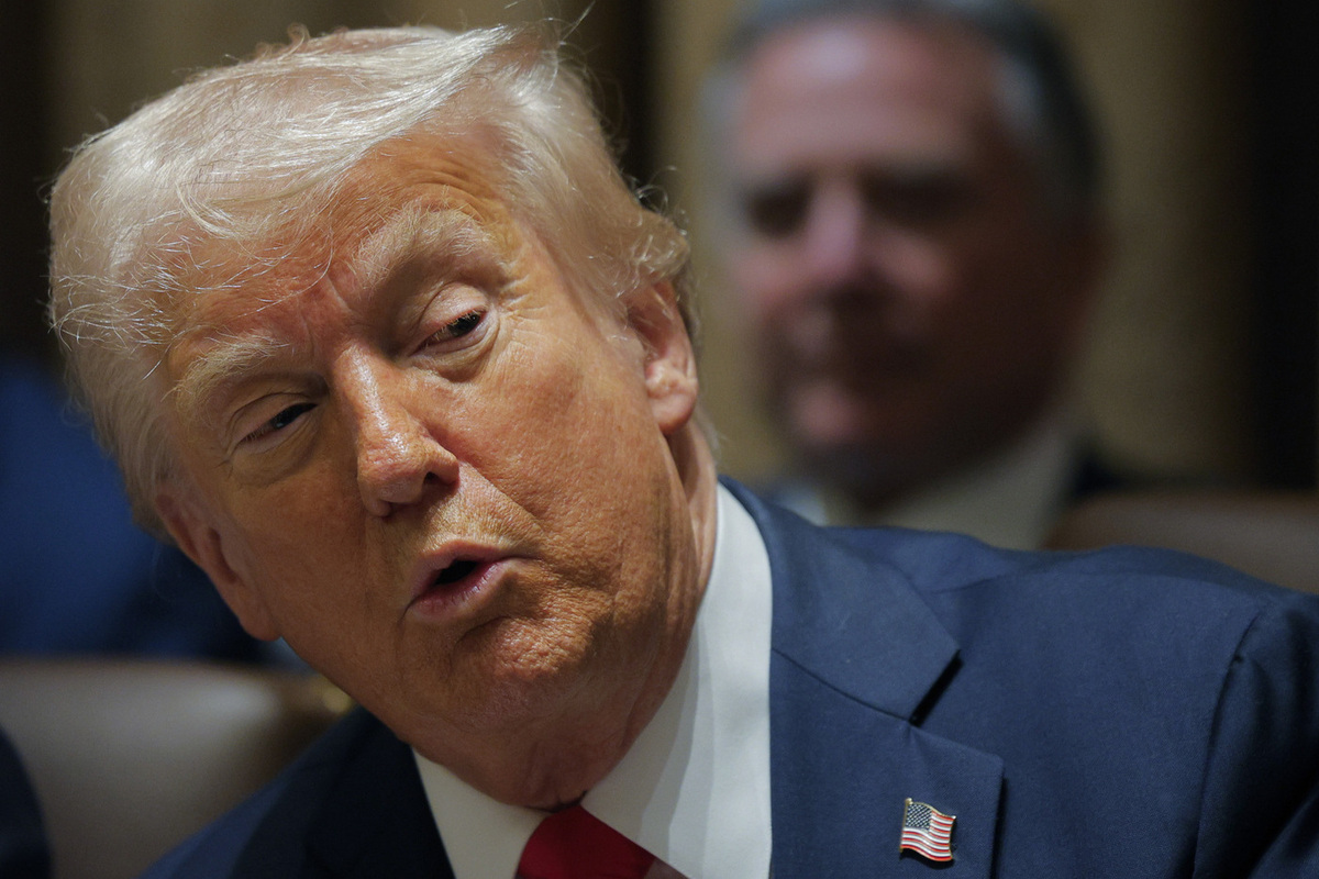 Трамп порассуждал о получении Москвы в дар после слов «‎тупых людей» о саммите с Путиным