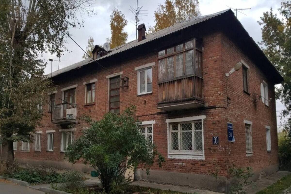 В Чувашии утвердили программу переселения 256 жителей аварийных домов