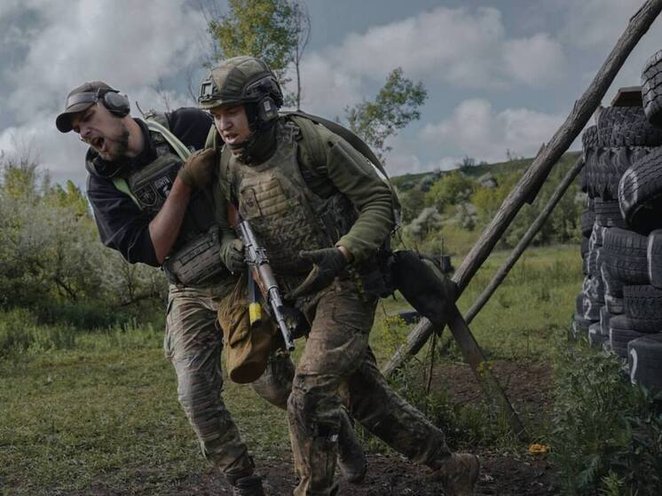 Fakt: польский генерал Коморницкий предрек "эффект домино" обороне ВСУ