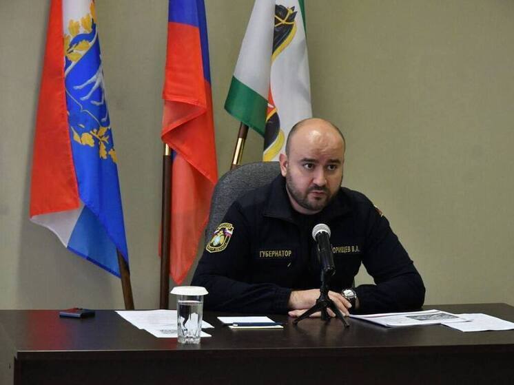 Вячеслав Федорищев с командой правительства работает в Рощинском