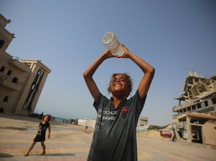 Al Arabiya: ХАМАС выведет своих бойцов в Газе, если Израиль отведет войска