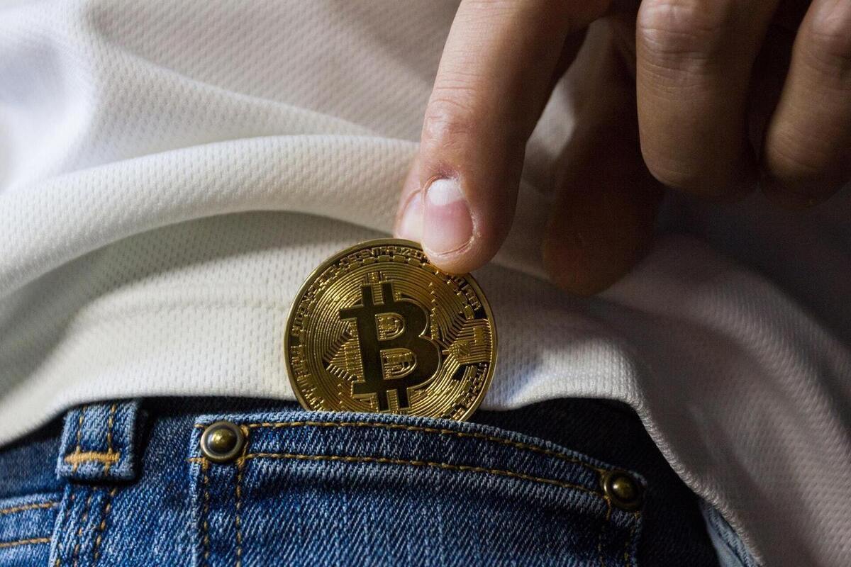 Стоимость биткоина превысила $123,3 тысячи и обновила исторический максимум