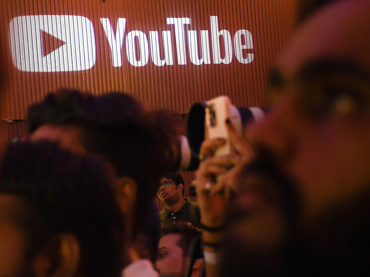 YouTube, yapay zeka kullanarak kullanıcıların yaşını tahmin etmeye başladı