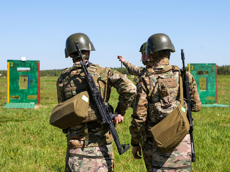 Марочко: российским военным осталось 2 км, чтобы взять ВСУ в огневой мешок в Кременских лесах