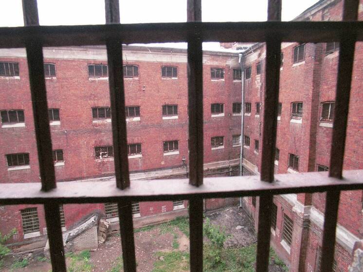 Верховный суд снизил срок террористу: нельзя складывать наказания