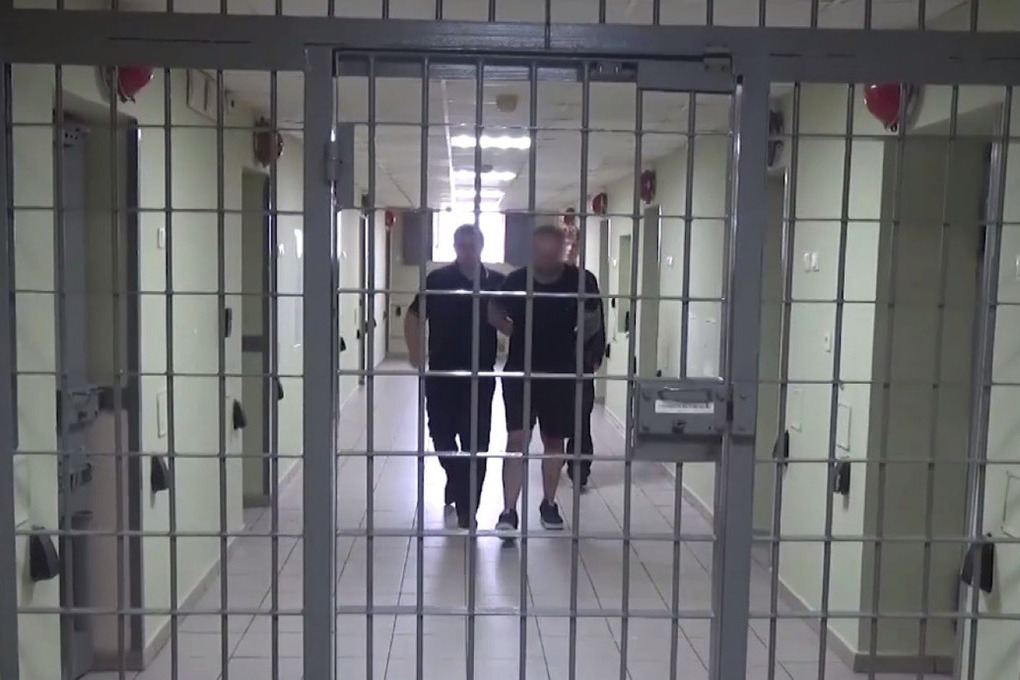 Силовики пресекли деятельность лаборатории по производству мефедрона в Подмосковье