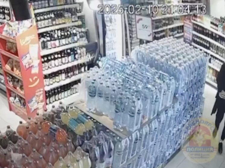Красноярский наркокурьер попался на краже продуктов с 92 граммами мефедрона
