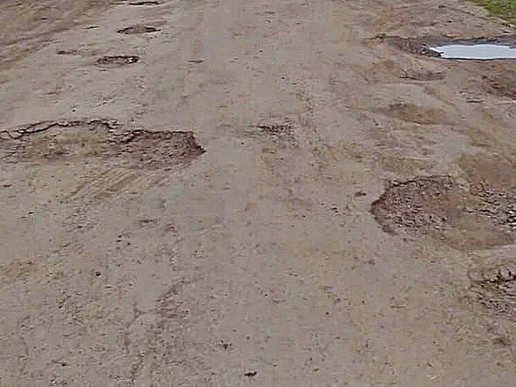 На «лунную поверхность» по улице Урывского пожаловались воронежцы