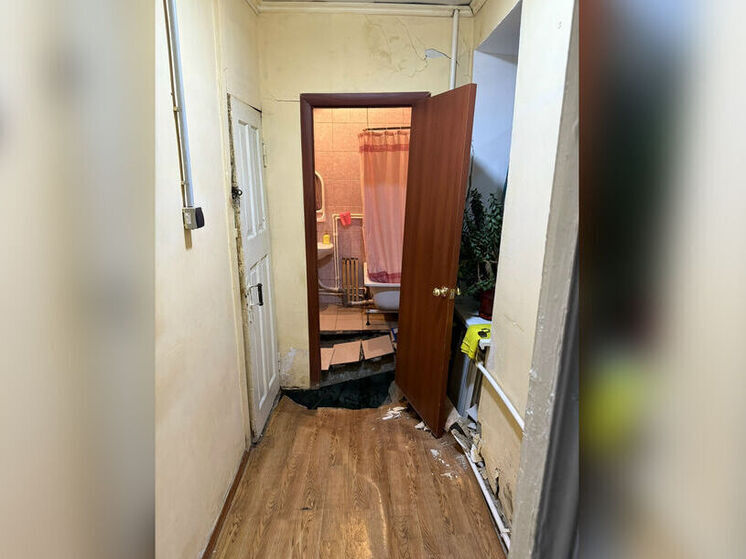 В Таганроге ввели режим ЧС после обрушения плит перекрытия в жилом доме