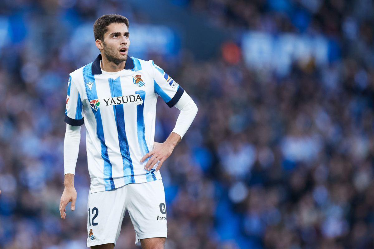 В «Реале Сосьедаде» высказались о готовности Захаряна к первому туру чемпионата Испании