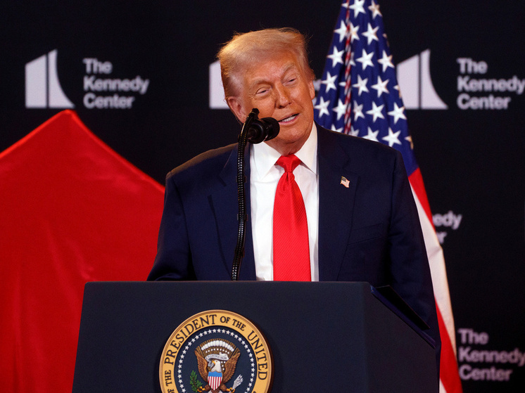 WP: Трамп готов предложить Путину "землю в обмен на мир" на Аляске