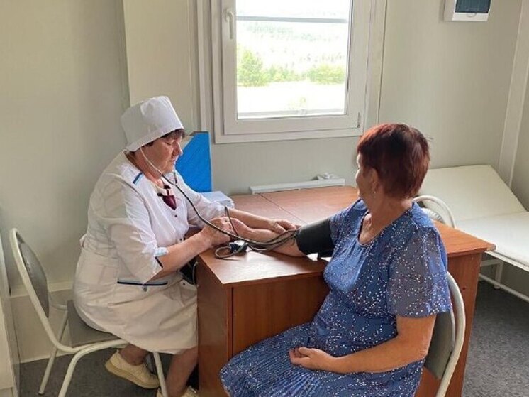 Пензенское село Тихменево получило современный фельдшерско-акушерский пункт