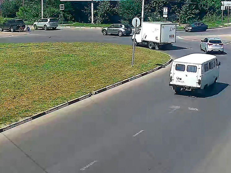 В Курске авария на улице Пучковка создает пробки