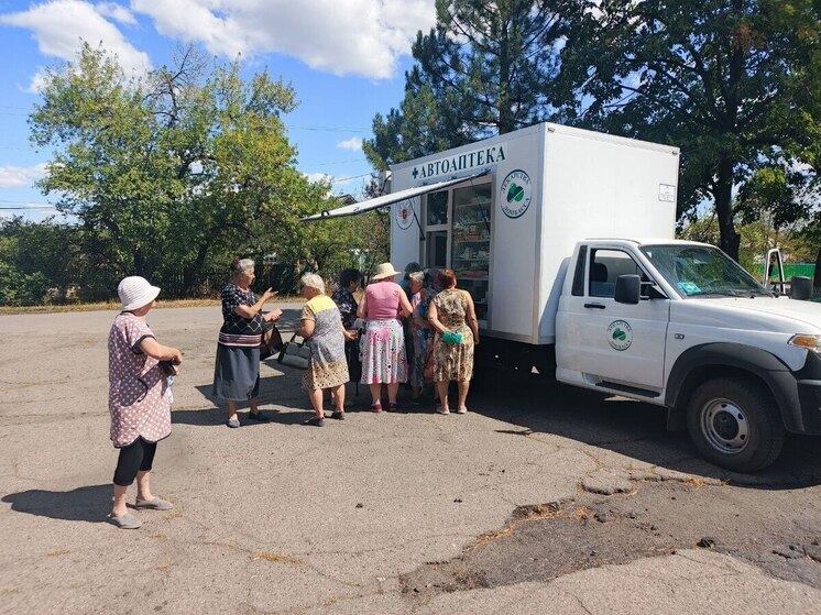  Жители Сердитого в ДНР оценили преимущества выездной аптеки