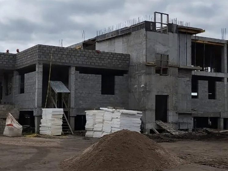 Ведется строительство нового лечебного корпуса Нюрбинской ЦРБ