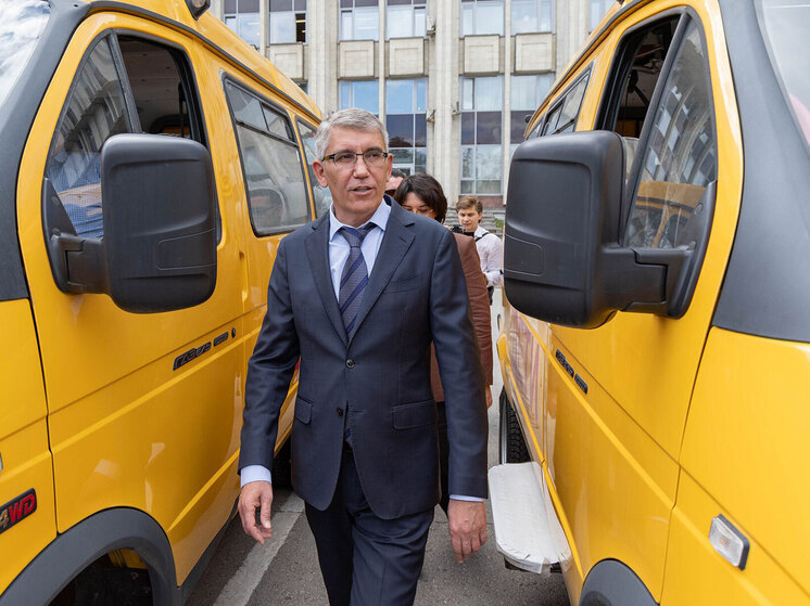 Свыше 60 новых школьных автобусов будут ездить в Тульской области в новом году