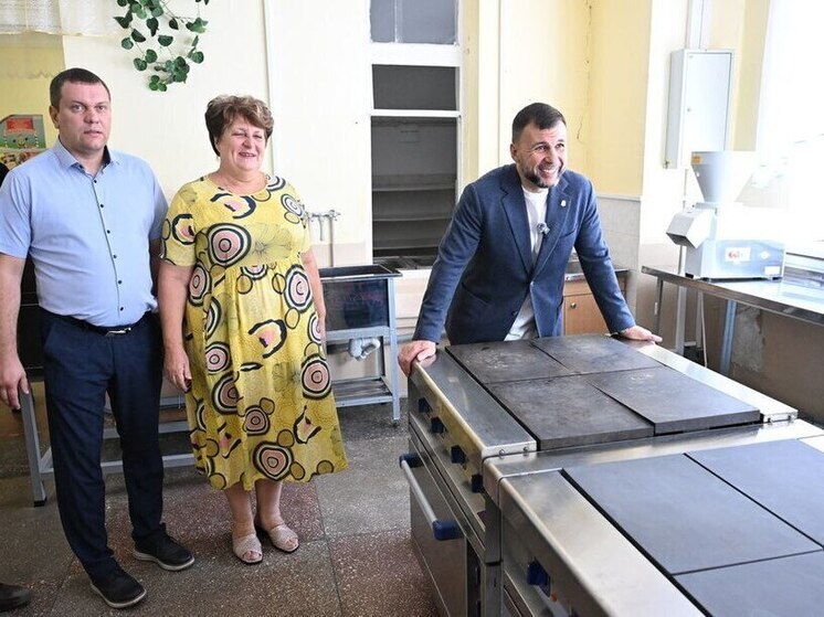 Пушилин проверил готовность донецкой гимназии №33 к началу учебного года