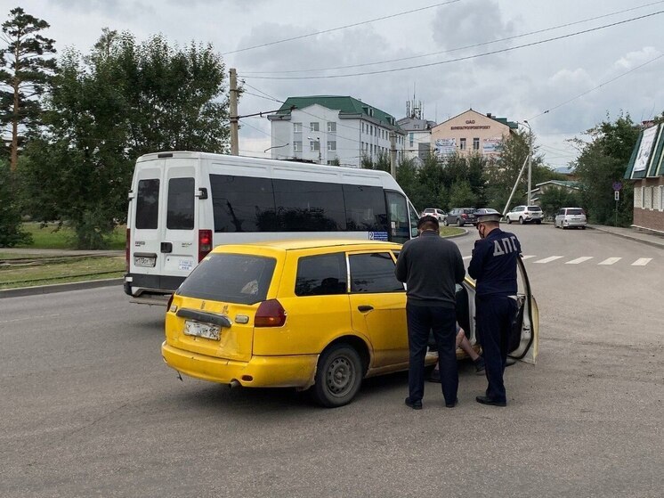 В Бурятии усилили контроль за нелегальными таксистами