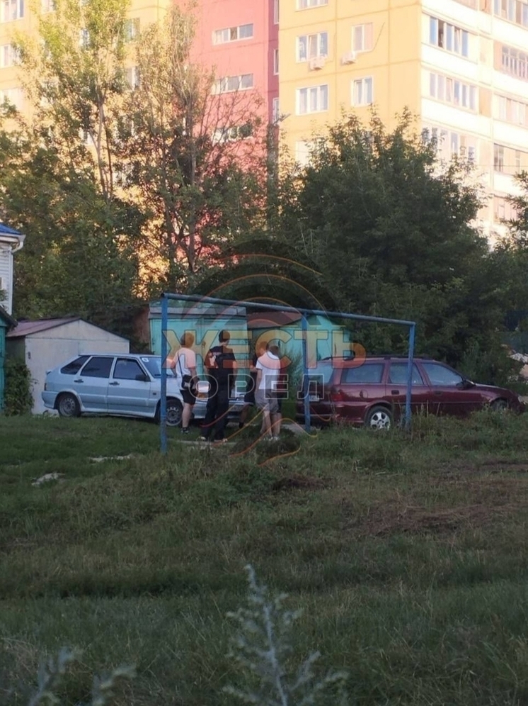 В Орле жители 3-й Курской жалуются на ночные сходки во дворе