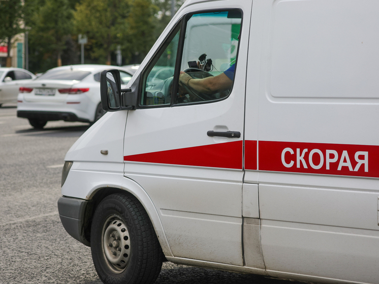 Спасатели смогли деблокировать руку женщине, попавшей в миксер для перемешивания теста