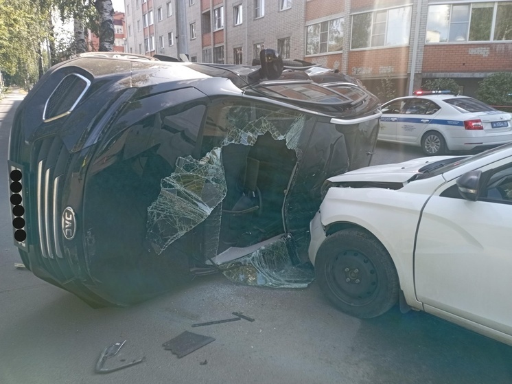 Полиция опубликована кадры с места аварии в Петрозаводске