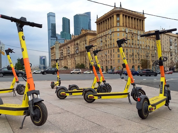 Автоэксперт Крохмаль: в ПДД нужно ввести новую категорию "Э" - электросамокаты