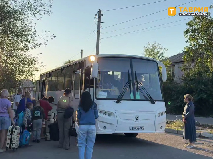Дети из Херсонской области отправились на реабилитацию в Подмосковье
