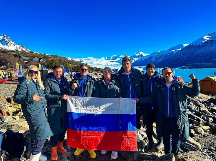 Под флагом России в ледяной воде: пскович завоевал 6 медалей на Кубке мира по зимнему плаванию в Аргентине
