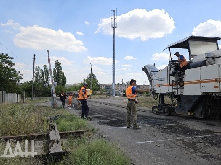 Денис Пушилин объявил о дополнительном ремонте 16 км дорог в Донецке по просьбам жителей