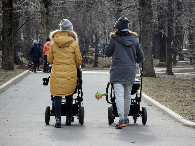 Бородин призвал ввести многотысячные штрафы за измену в браке и уход из семьи