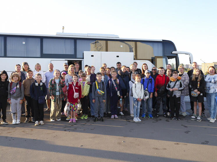 «Единая Россия» помогла организовать отдых детей из ЛНР в Беларуси