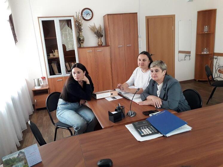 Томичи помогают улучшать систему социального обслуживания в Приазовье