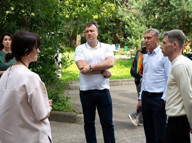 В Серпухове обновляют подъезды в микрорайоне Ногина
