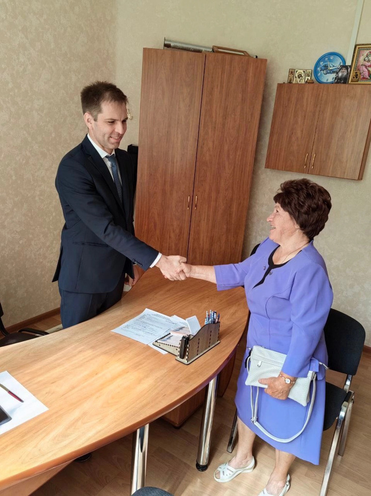 Глава орловского Депздрава провел выездной прием граждан в Кромах