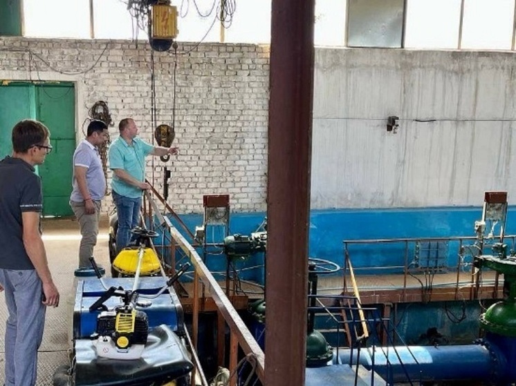 Коммунальщики Калмыкии помогают коллегам в подшефном районе ЛНР