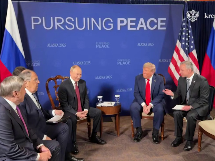 Трамп и Путин воздержались от комментариев прессе